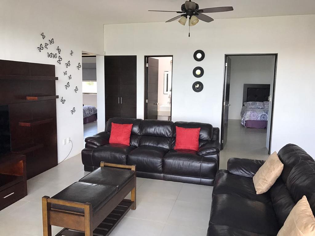 Hostal Urbano - Aeropuerto Alfredo V. Bonfil المظهر الخارجي الصورة